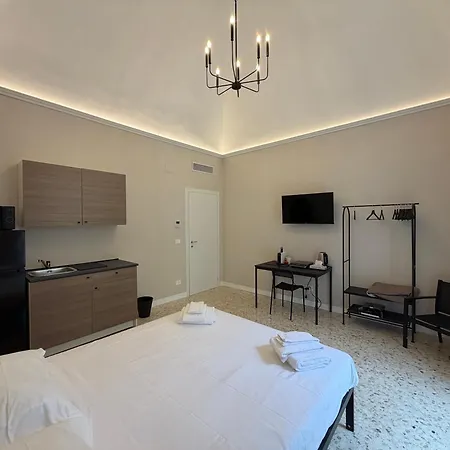 Manzoni Palace 900 Апартаменты