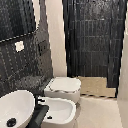 Manzoni Palace 900 Apartment *